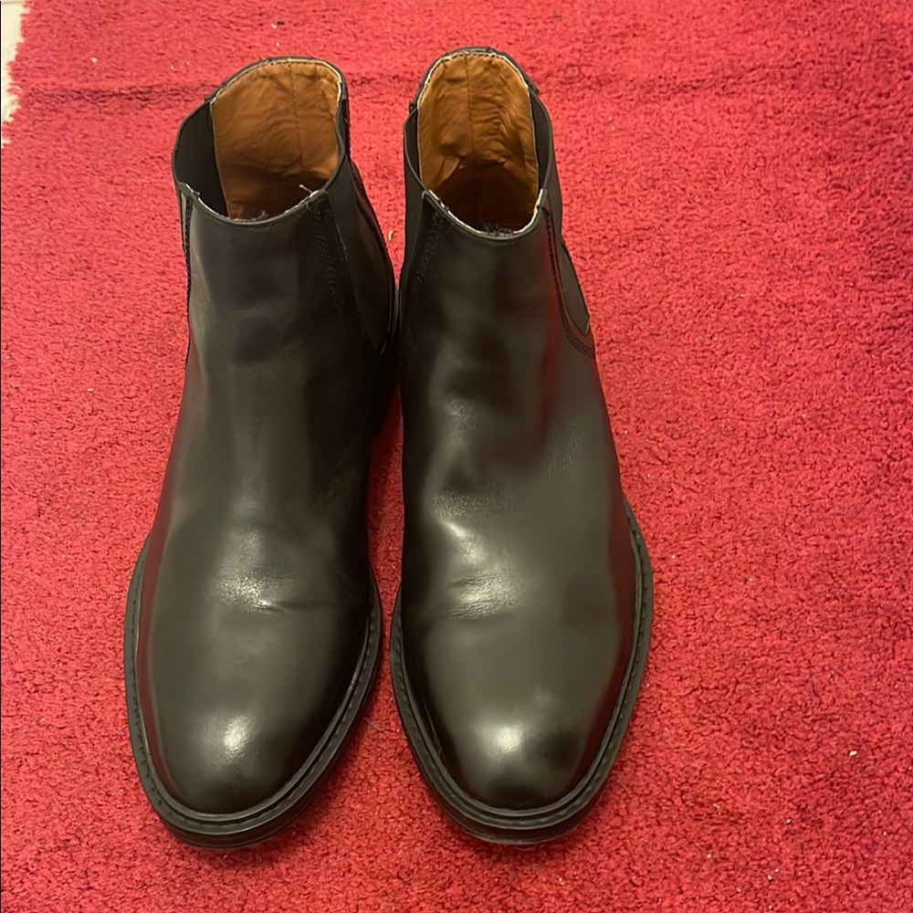 Men's Black Leather Chelsea Boots